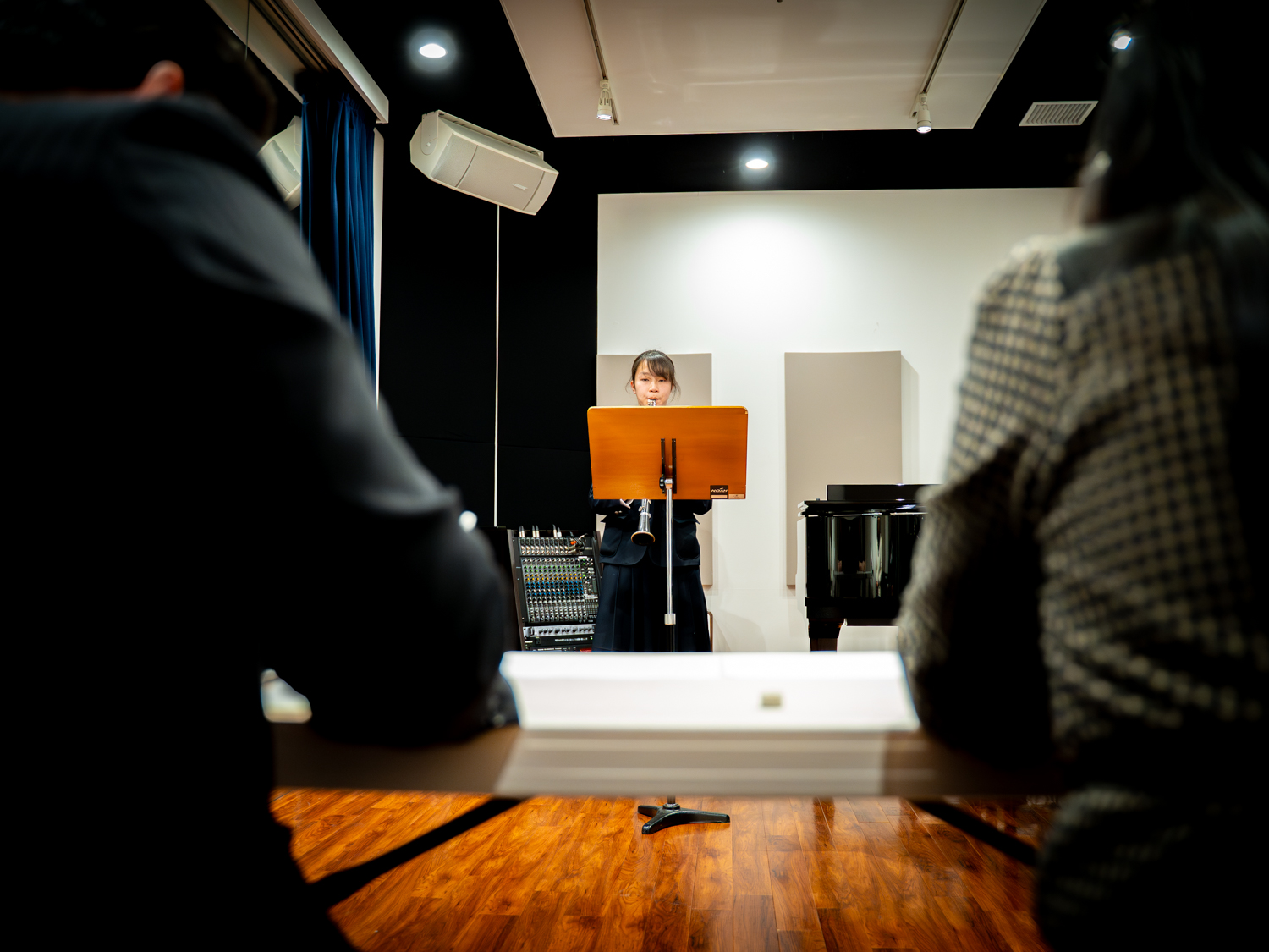 実技模試で演奏する生徒