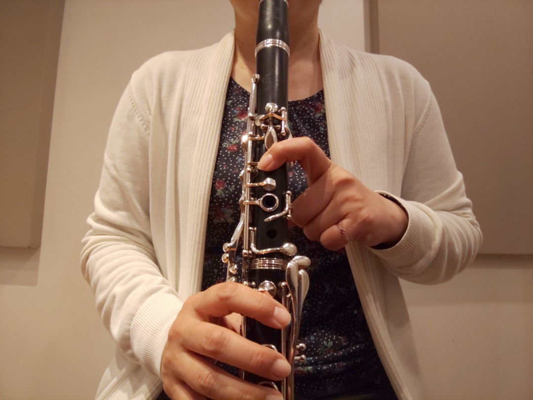 左手人差し指の押さえ方