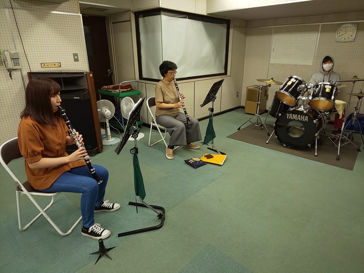 久しぶりのアンサンブルを楽しむバンドアンサンブルメンバー