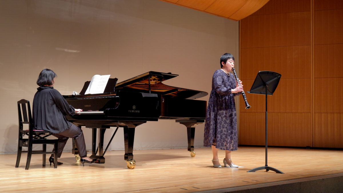 発表会での講師演奏