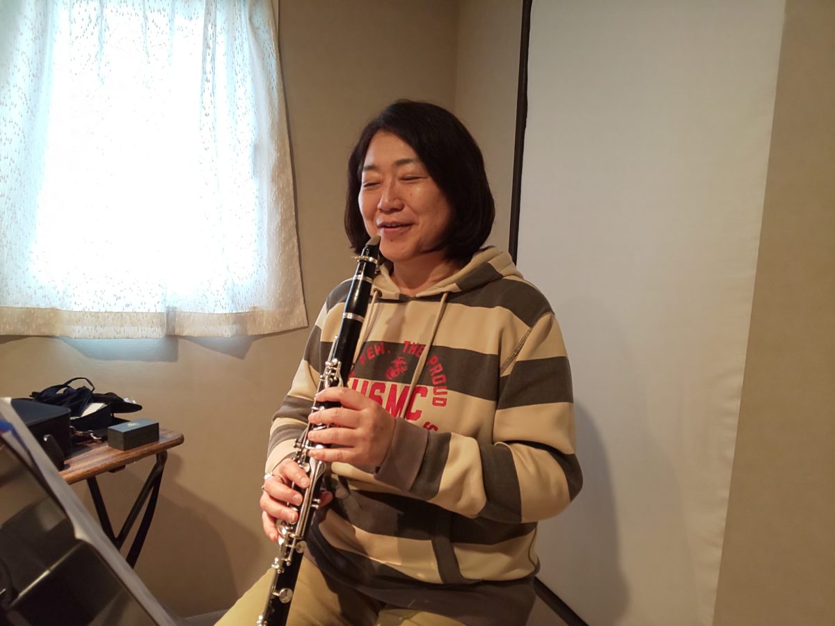 レッスン中笑顔の生徒